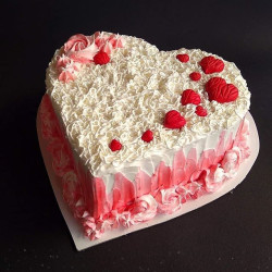 Heart Shape Cake